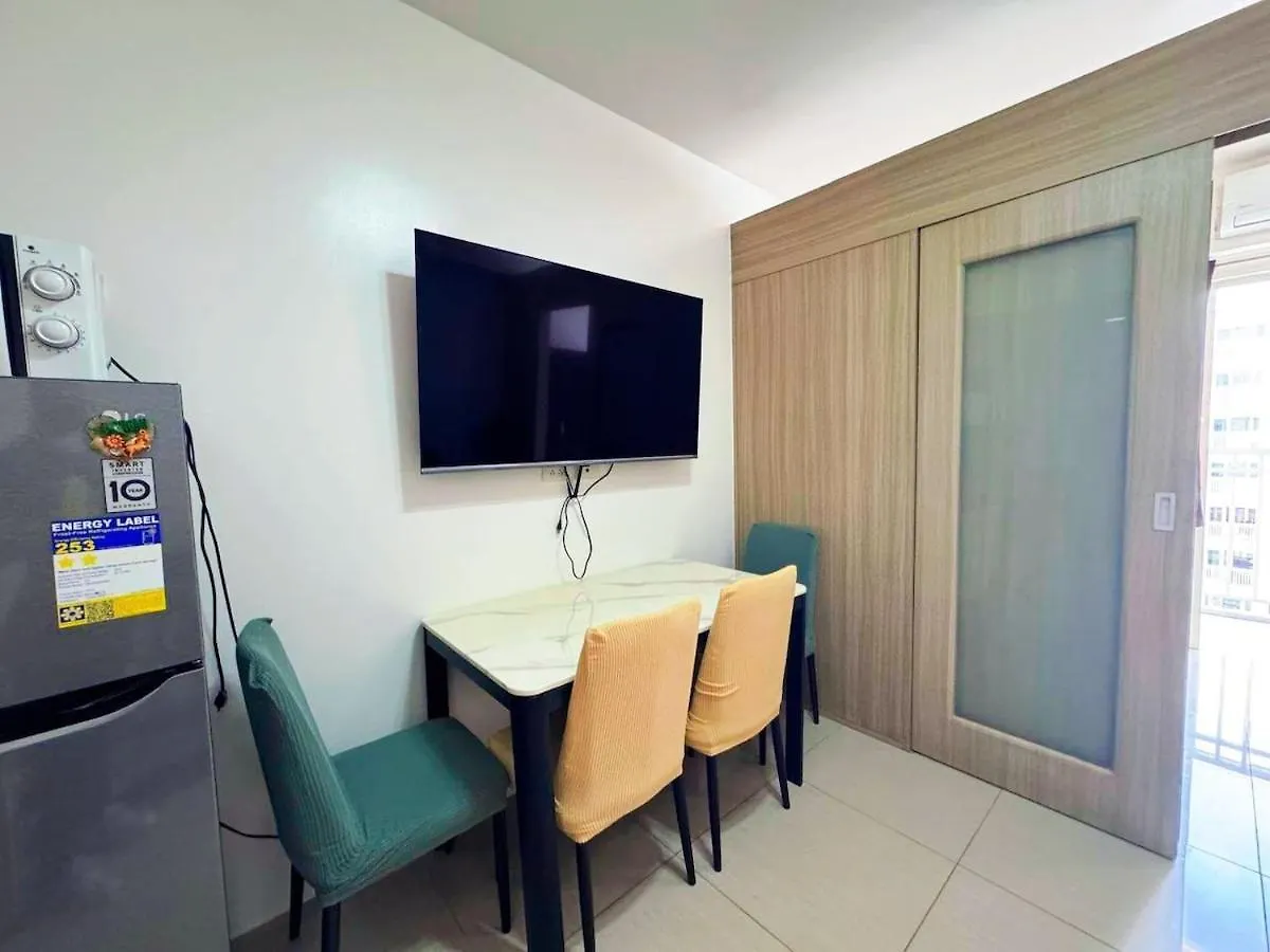 Apartment Shore 1 Tower C1 17Floor Manila